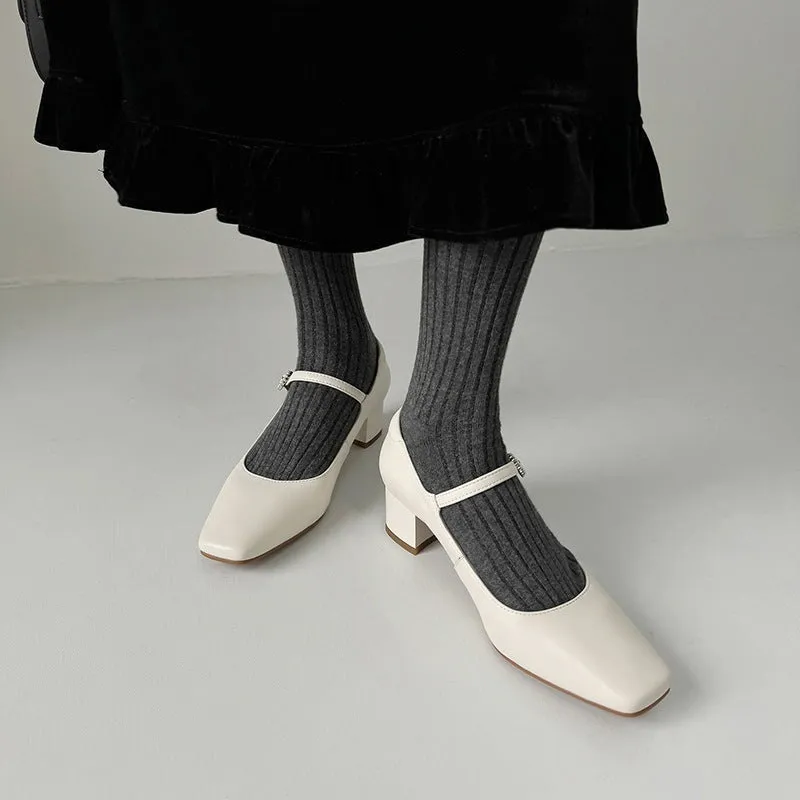 Designer Mary Jane Shoes Pumps Handmade in Beige/Black/Red