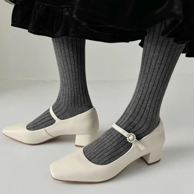 Designer Mary Jane Shoes Pumps Handmade in Beige/Black/Red