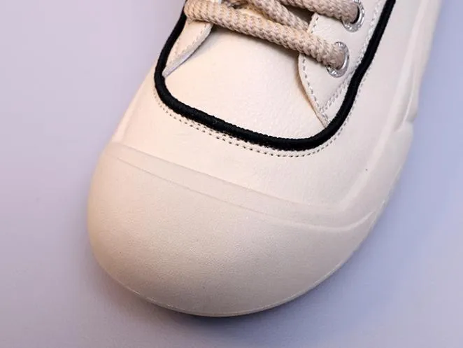 Soft Round Toe Sports Shoes