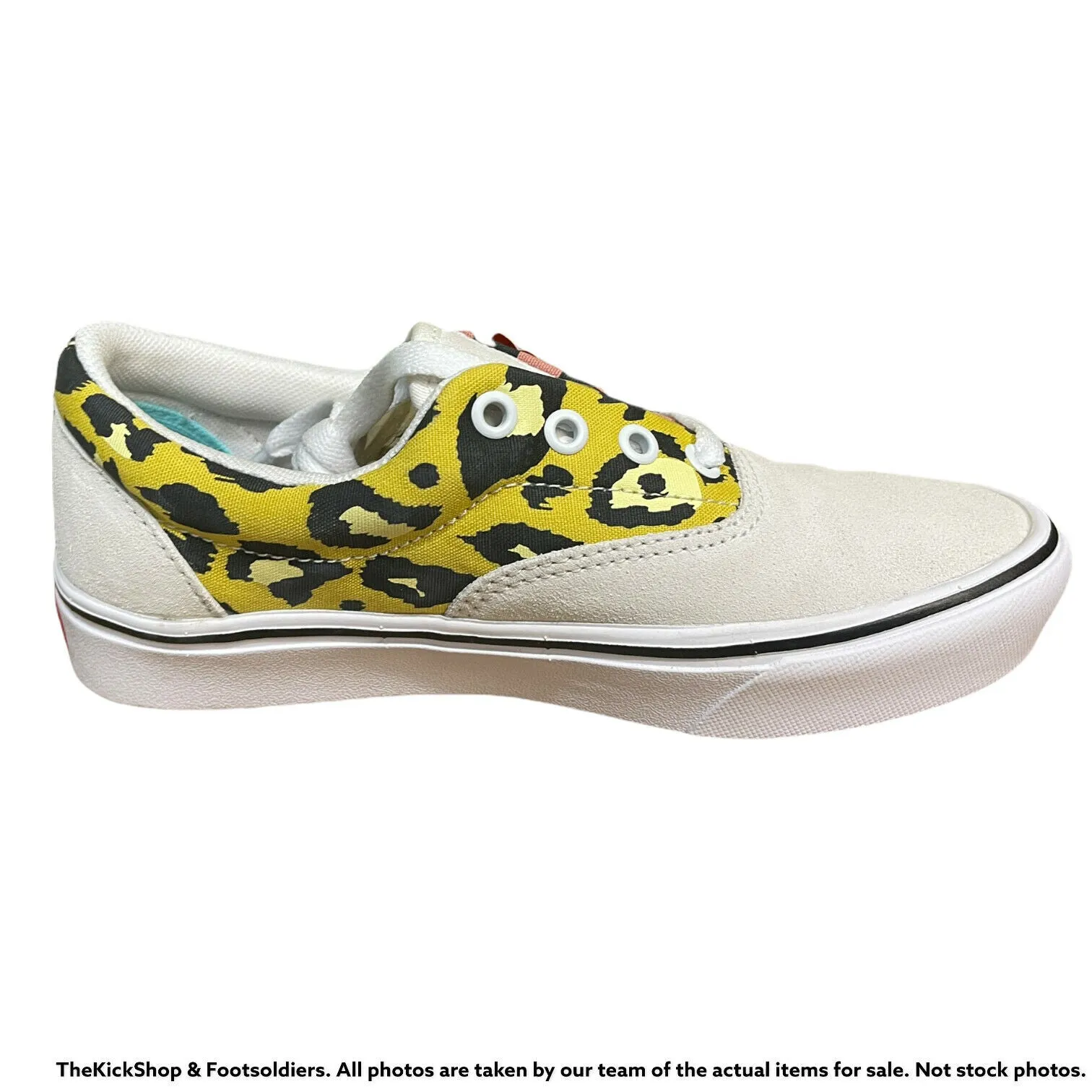VN0A3WM91PC1 VANS Comfycush Era Mixed Media (White) Men Size 6.5 | Women Size 8